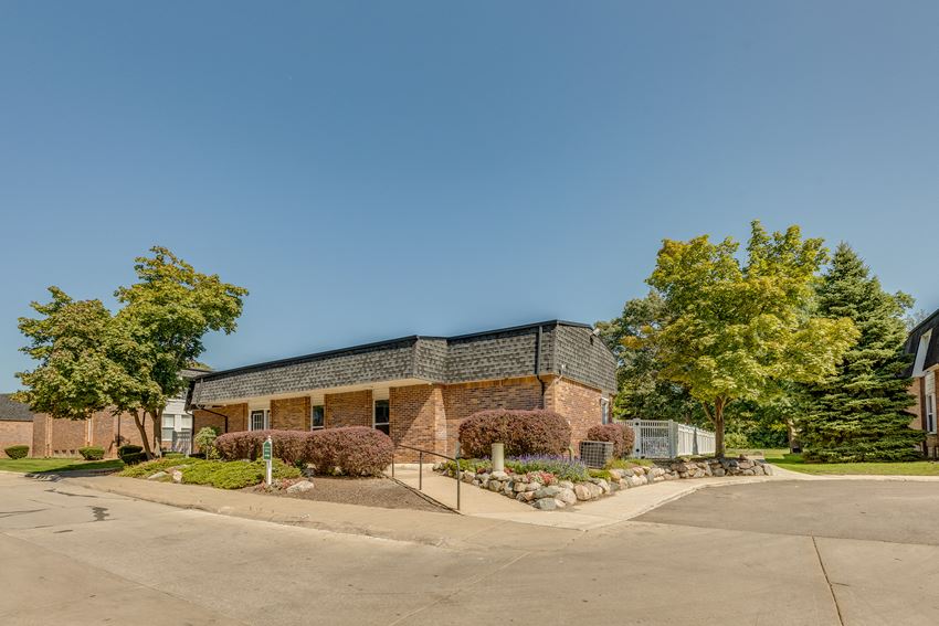 Greentrees Apartments, 19880 Fort Street, Riverview, MI RentCafe